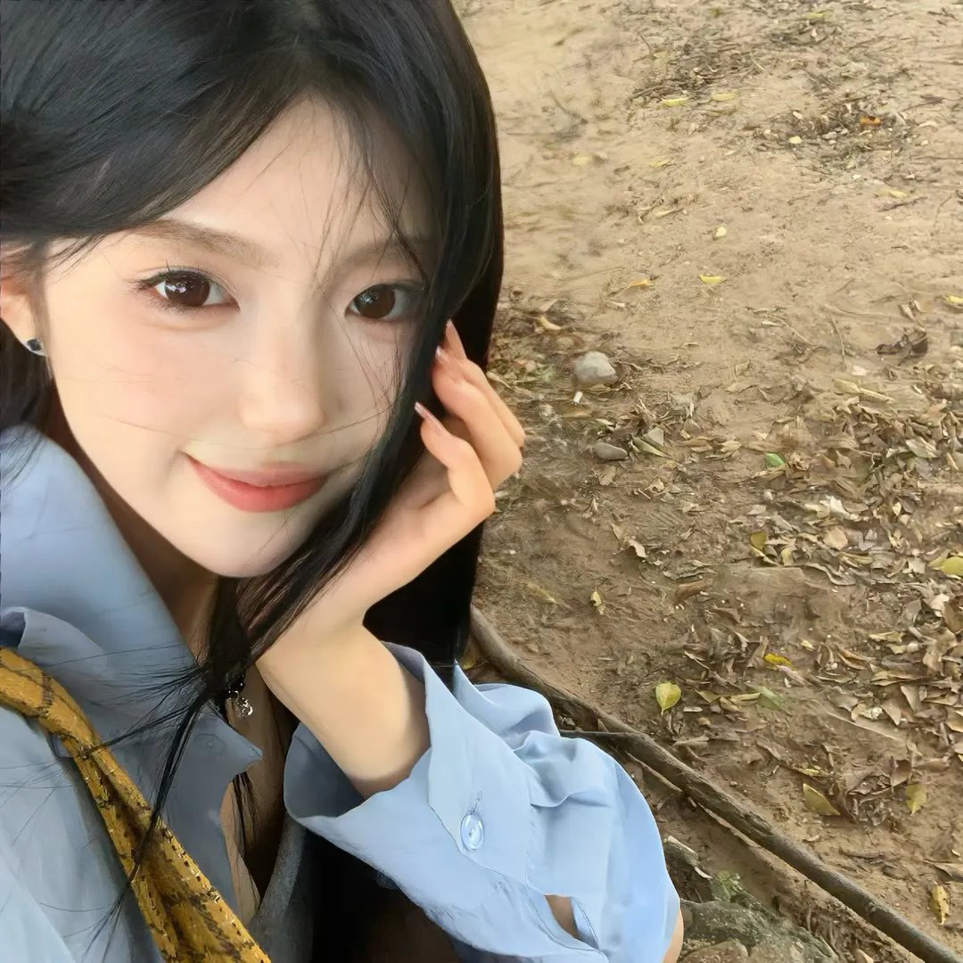 蜜丝炸弹
